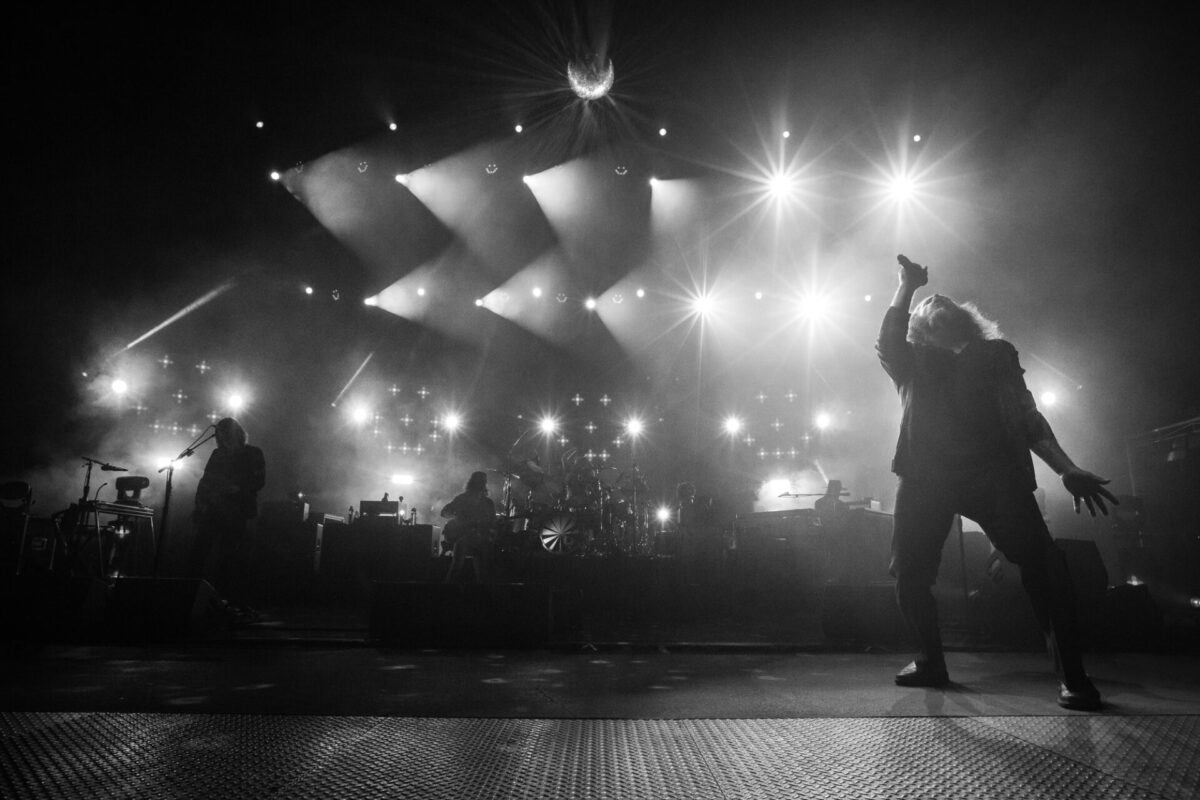 My Morning Jacket, Aug 15, 2025, Red Rocks Amphitheatre, Morrison, CO. Photo by Mitch Kline.